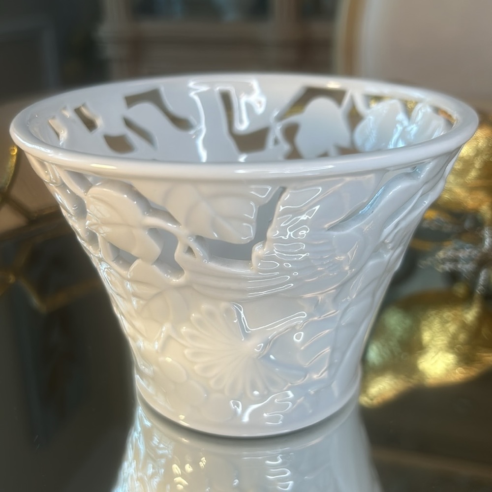 Pacific Rim Filigree Bowl - Picture 4 of 8